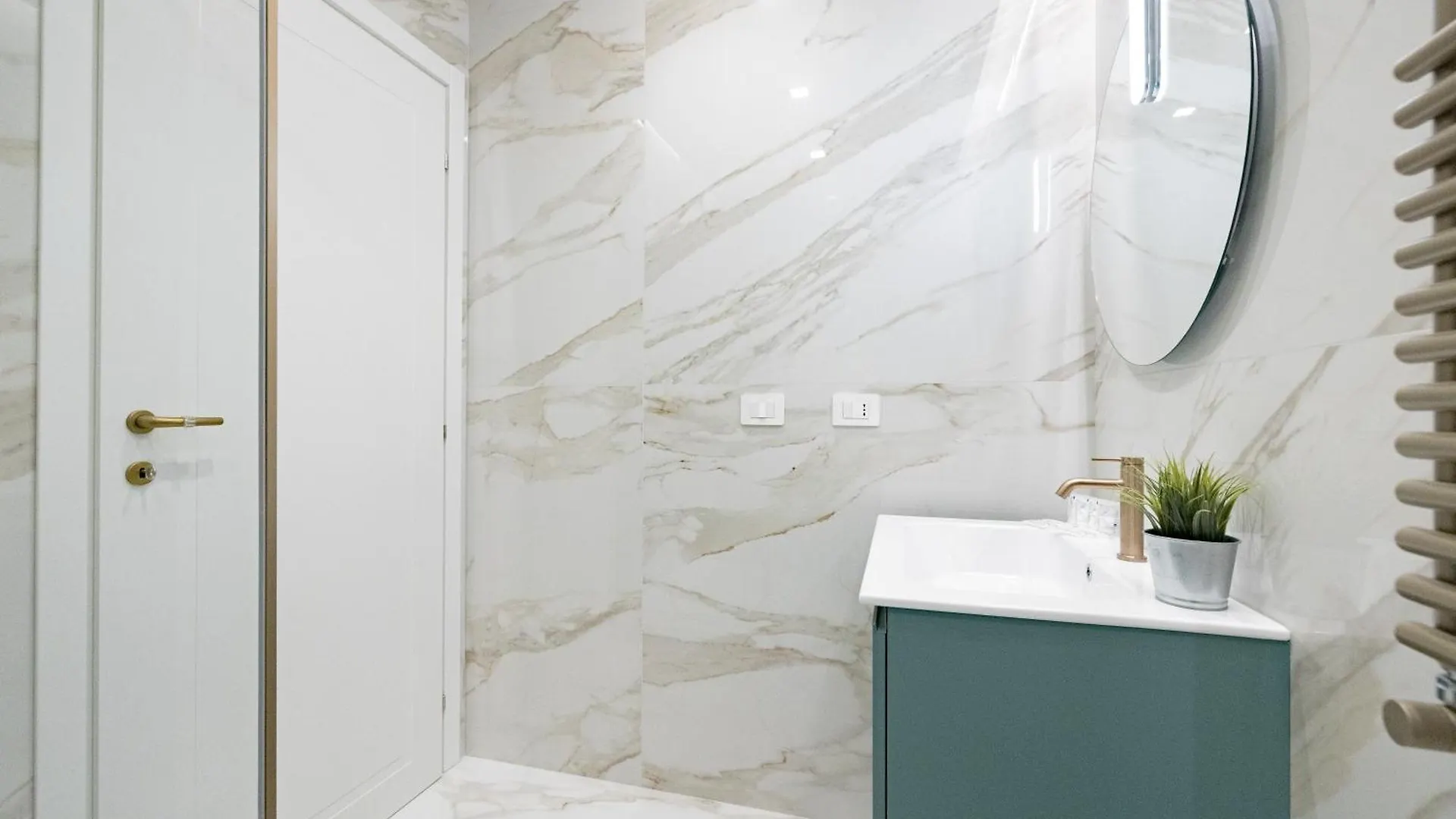 Apartment 3Co4 - Duomo - Chic - Central - Milan